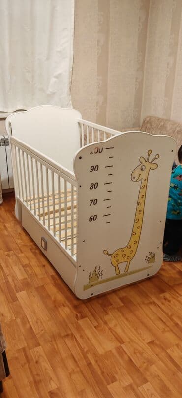 Uşaq masaları: Oğlan və qız üçün, Dördbucaq, Beşik, Dəstsiz, Matrassız, Yellənmə mexanizmsiz — 1