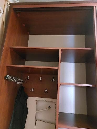 mebel skaflar: İşlənmiş, 2 qapılı, Güzgülü, Qəhvəyi, Digər material, Kupe, Düz dolab — 3