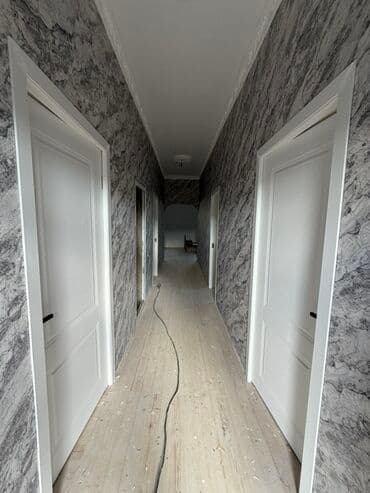 hökməli: 4 otaqlı, 100 kv. m, Orta təmir — 4