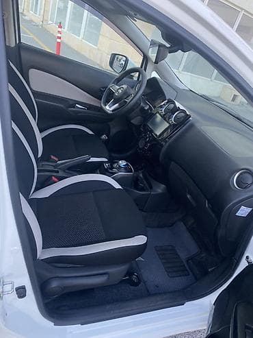 nissan note: Maşın ölkeya yeni galib aprel ayının 27 resimleşdirilib. Heç bir — 7