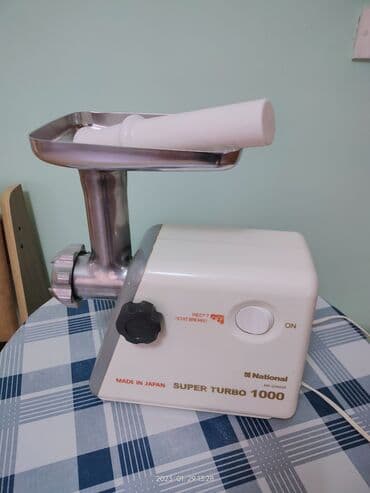 халаделник бу: Мясорубка 1000 Вт, Б/у — 1