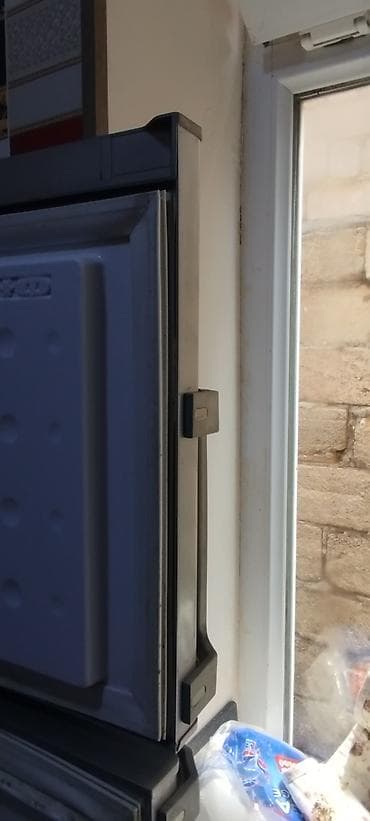 qapi zvanoku: Beko iki qapılı soyuducu - Üst hissədə dondurucu, alt hissədə — 3