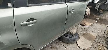 Nissan NOTE 2011 il, Yaponiya, Ünvandan götürmə