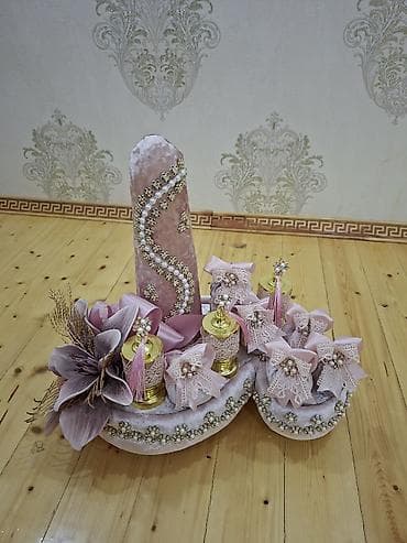 Xınayaxdı üçün bəzəkli xına dəsti - Pastel çəhrayı məxmər üzlü, zər