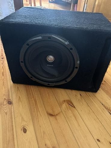 Kenwood subwoofer - Brend: Kenwood (dinamik üzərində loqo) - Tip