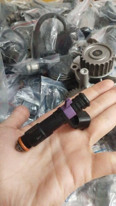 бензиновые двигатели для газонокосилок: Benzin mühərrikləri üçün yanacaq enjektorları (şprislər) Təsvir: - — 3