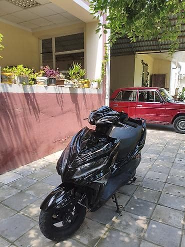 2 ci el scooter: Heçbir prablemi yoxdu 1-2 dene cizığı var Cızığ hər funksiyası işlənir — 8