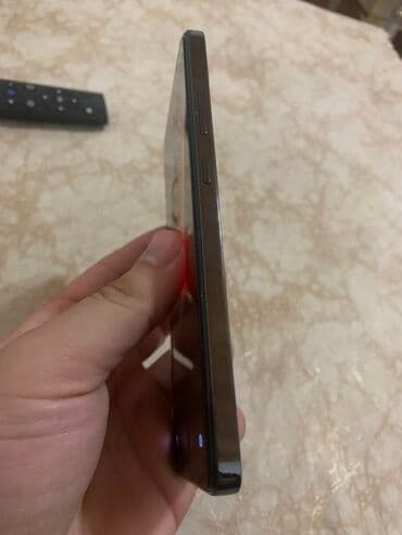 iphone 12 az: Oppo Reno 12 F, 256 GB, rəng - Qara — 2