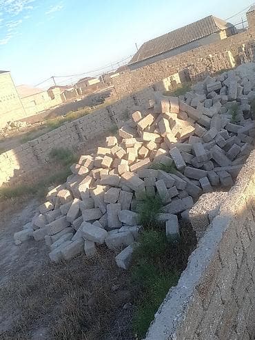 tamet dasi: Torpaq yerləşir binə savxozda zabora alınıb içində 4 min daş var — 3