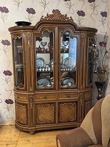 hamam şkafi: Real aliciya endirim olunacaq Klassik üslubda vitrin-bufet - — 2