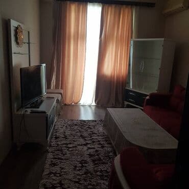 2 otaqlı mənzil vasitəçisiz: Hovsanda 10 mertebeli binanın 7-ci mərtəbəsində yerləşən ümumi sahəsi — 9