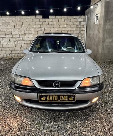 zapi satisi: Opel Astra: 1.8 l | 1998 il 200000 km Sedan — 1