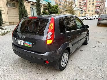 запчасти cr v: Ford Fiesta: 1.3 л | 2006 г. 176000 км Хэтчбэк — 2