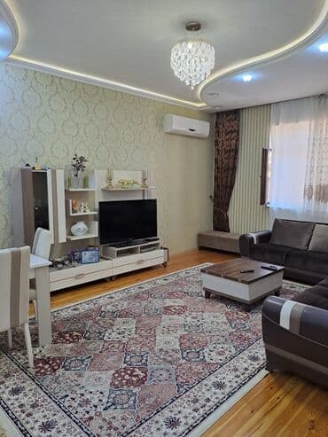 razin stansiyasi: Ev iki mərtəbəlidir və geniş həyəti var. Həyətdə açıq havada oturmaq — 14