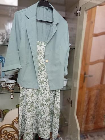 dest paltarlar: Zərif iki hissəli qadın dəsti: - Rəng: pastel adaçayı-yaşıl bleizer + — 2