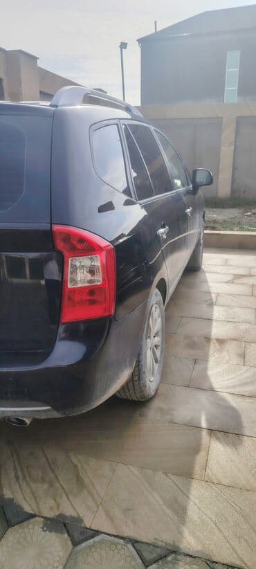 masin alqi satqisi: Kia Carens (interyer və eksteryer) - Salon: qara parça oturacaqlar — 3