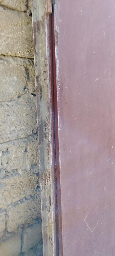 gence qapi: Salam Aleykim seyif qapı yaxşı vəziyyətdədir uzunu 2.30 eni 1 metrdir — 5