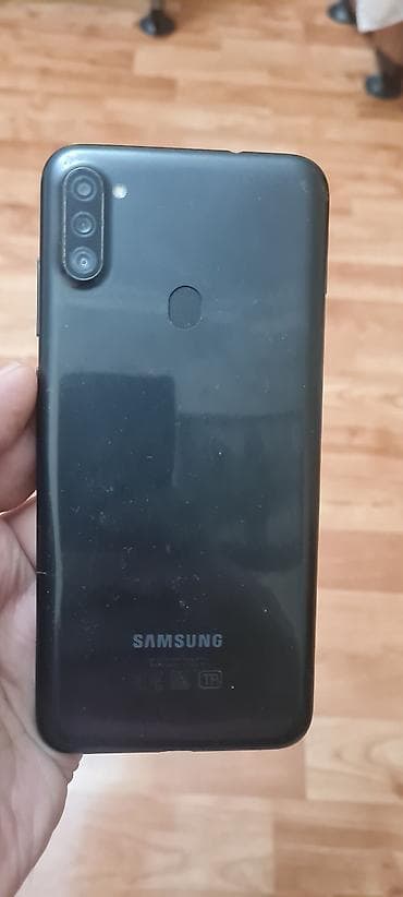 Samsung Galaxy A11, 32 GB, rəng - Qara, Sensor, Barmaq izi, İki sim kartlı lalafo.az -da Samsung Galaxy A11, 32 GB, rəng - Qara, Sensor, Barmaq izi, İki sim kartlı