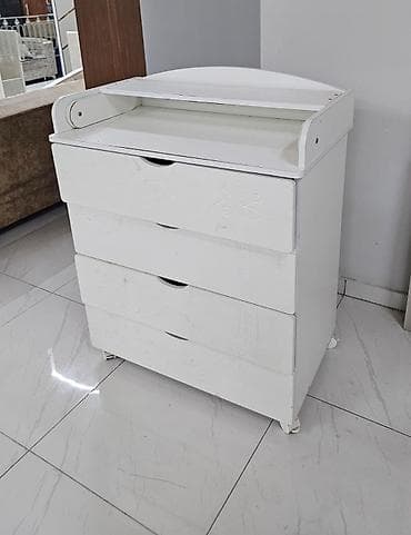 uwaq arabasi type 1: Komod – uşaq otağı üçün ideal - Rəng: ağ - 4 geniş çekmece: ön — 1