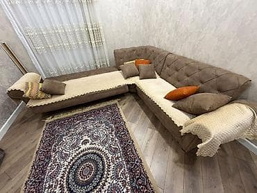 divan: Künc divan 600 Azn satılır.Ölçü 3.2x2.7.Bazalıdır, açılır.1700 — 4
