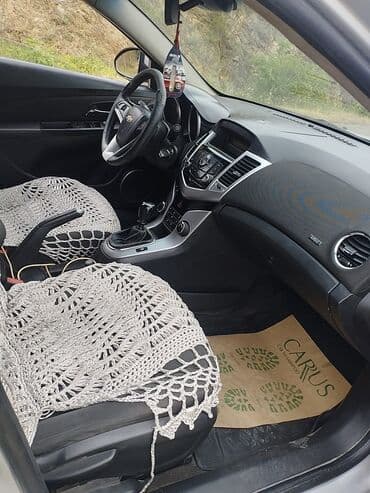 chevrolet cruze r17: Chevrolet Cruze sedan – gümüşü rəng Əsas məlumatlar: - Model — 7