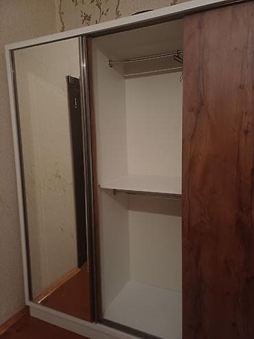 dolab qarderob: 3 qapılı, Güzgülü, Qəhvəyi, Taxta, Kupe, Düz dolab — 3