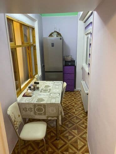 əhmədlidə 2 otaqlı mənzillər: Sumqayıt, 3 otaqlı, Köhnə tikili, 75 kv. m — 6