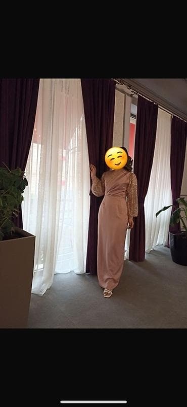 vecerni donlar: 1 dəfə toya geyinilib. Bu, uzun, çəhrayı rəngli qadın ziyafət donudur — 1