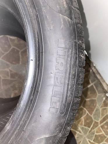 masin ev: Şin Pirelli 215 / 55 / R 17 — 4