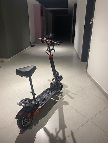 nəqliyat: Skuter. 15 gundu almisam. Moped aliram deye satiram. 30 km yol verir — 3