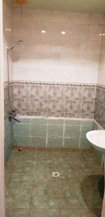 bakıda kirayə evlər 2023: Heydər Əliyev mərkəzin yanı 10 mərtəbəli binanın 7-ci mərtəbəsi ümumi — 11