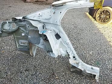 orta panel: Məhsul: Avtomobilin sağ arxa krılosu hissəsi (kuzov “çetrvërk/quarter — 4