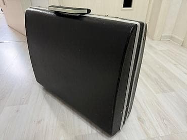 qara çanta: Klassik qara sərt diplomat çantası - Material: möhkəm sərt korpus — 1