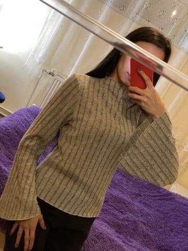 женские длинные кофты: Qadın sviteri - Rəng: açıq boz, nazik tünd-boz şaquli zolaqlarla - — 1