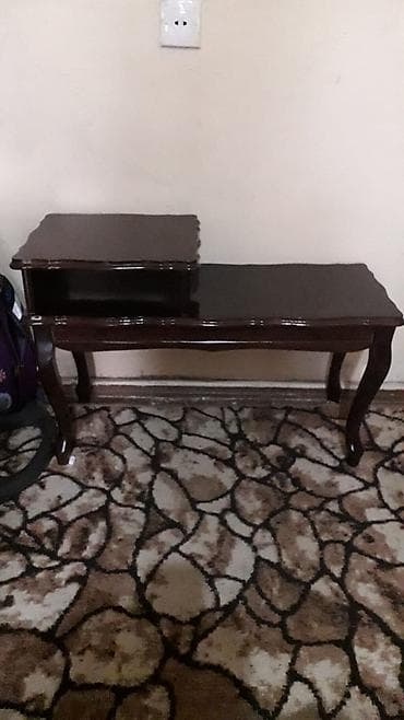 Jurnal masası, Açılmayan, Taxta