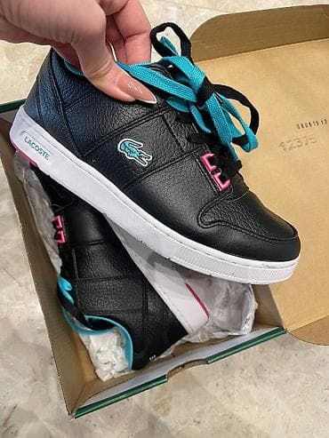 Ölçü: 37, rəng - Qara, Yeni