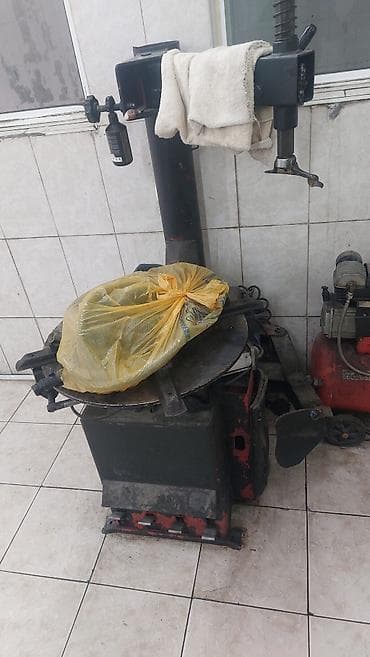 İstehsal avadanlığı: Şin söküb‑taxma aparatı - Avtomobil təkərlərinin sökülməsi və — 3