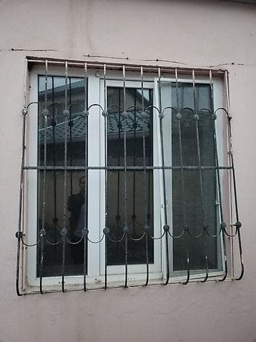 Pəncərə üçün dəmir barmaqlıq, 4 ədəd, qiymət birinə aiddir. 140x150