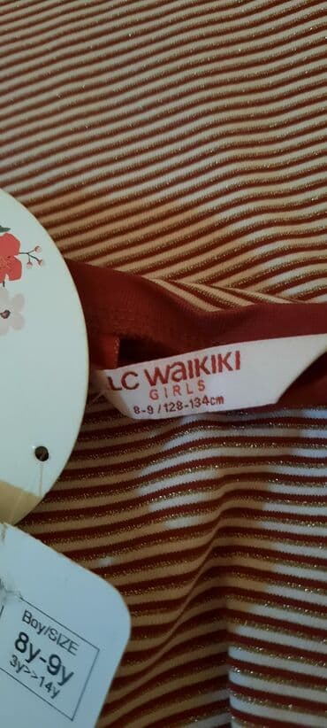 3 duymə koynək: Müxtəlif razmerli köynəklər.Hər biri təzədi.Biri 10 manat.deaktiv — 6