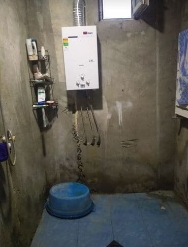 купить бак для воды: Satışda: fərdi yaşayış evi (şəkillərdə göstərilən məkan) — 8