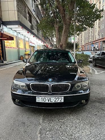 BMW 7 Series (E65) sedan – qara rəng, Azərbaycan nömrə nişanı