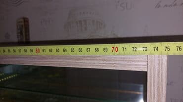 Avtoservis avadanlıqları: Şüşə qapıları olan vitrin, model avtomobillər kolleksiyasını səliqəli — 7