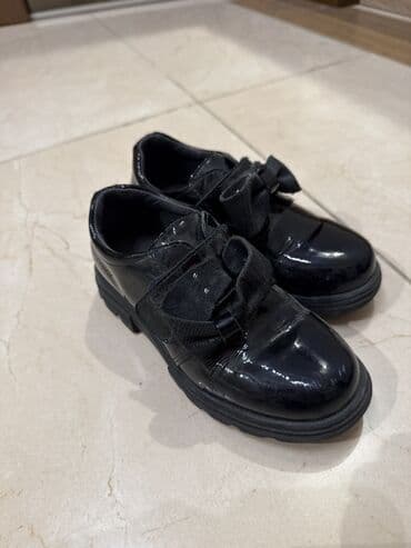 Donlar: Uşaq ayaqqabısı – qara laklı, bağlama qurşaqlı model Туфли для — 1