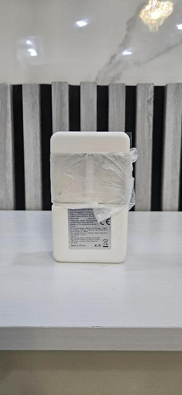 Avtomatik ətir püskürən elektron aparat. Divara yapışdırılır. 7 növ — 4