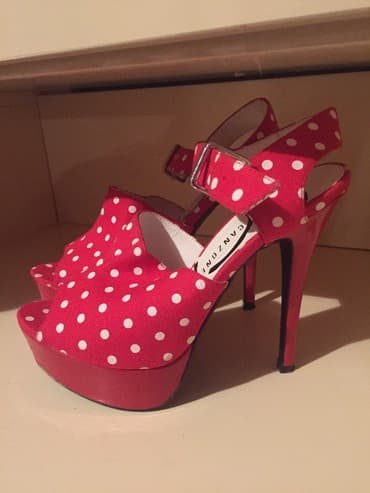 qoyun dərisindən ev üçün qadın şap şapları: Ölçü: 39, rəng - Qırmızı, Yeni — 3