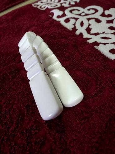 Təsbeh Əl işidir Təsvir: - Ağ rəngli, keramik materialdan hazırlanmış