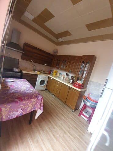bakixanov qesebesi: Bakıxanov qəs. 6 otaqlı, 200 kv. m, Yeni təmirli — 10