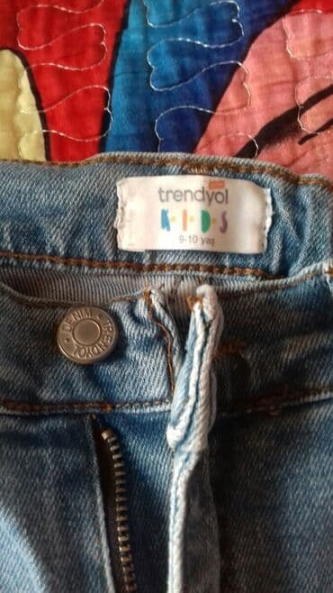 usaqlar ucun inqalyasiya aparati: Həm oğlan həm də qız geyinebiler 8-9 yaş. uzunluğu 52 sm ikisi — 4