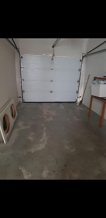 şadlıq sarayı satılır: Kiralıq qapalı qaraj yeri - Şəkillərdəki fərdi evin birinci — 2