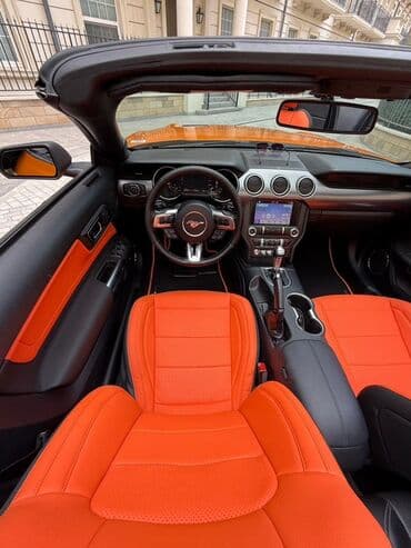 retro avtomobil satışı: Ford Mustang: 5 l | Kabriolet — 6